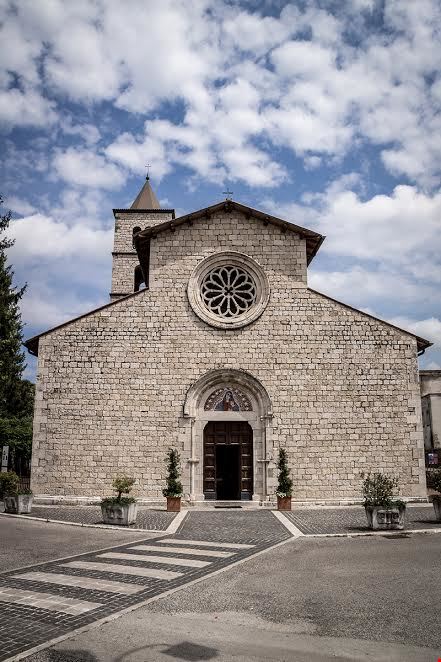Santuario di Santa Maria a Fiume Santuario di Santa Maria a Fiume  